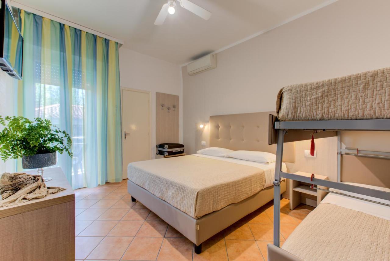 Hotel Cimarosa Ριτσιόνε Δωμάτιο φωτογραφία