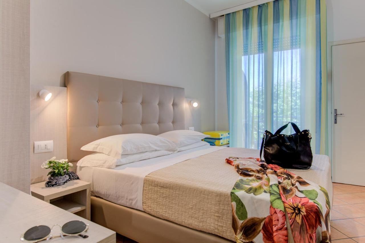 Hotel Cimarosa Ριτσιόνε Εξωτερικό φωτογραφία